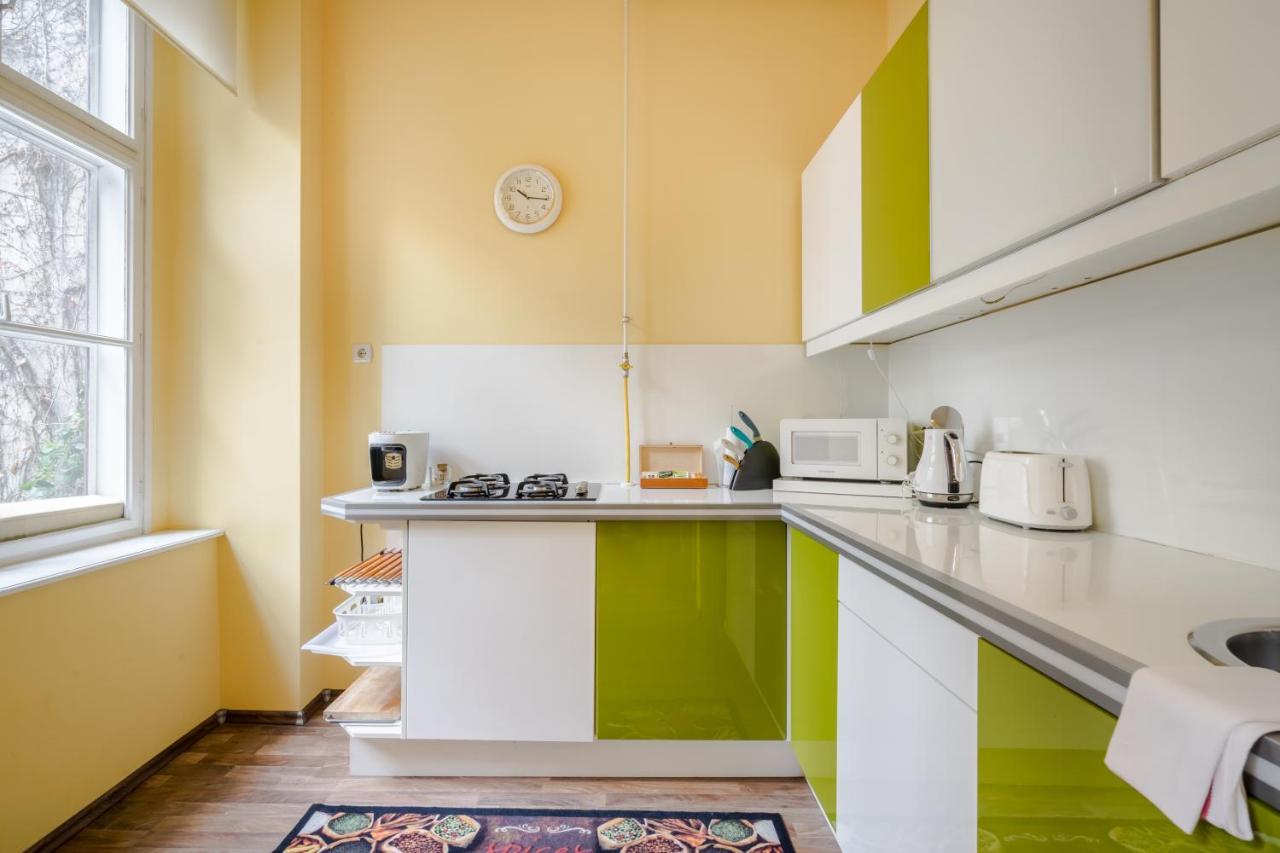 Pyvo Street Home With Balcony By Nw Budapest Luaran gambar